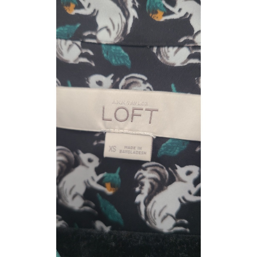 Loft Blouse Squirrel Novelty Women Blouse XS Button Up Long Sleev Teacher Career - Picture 8 of 9